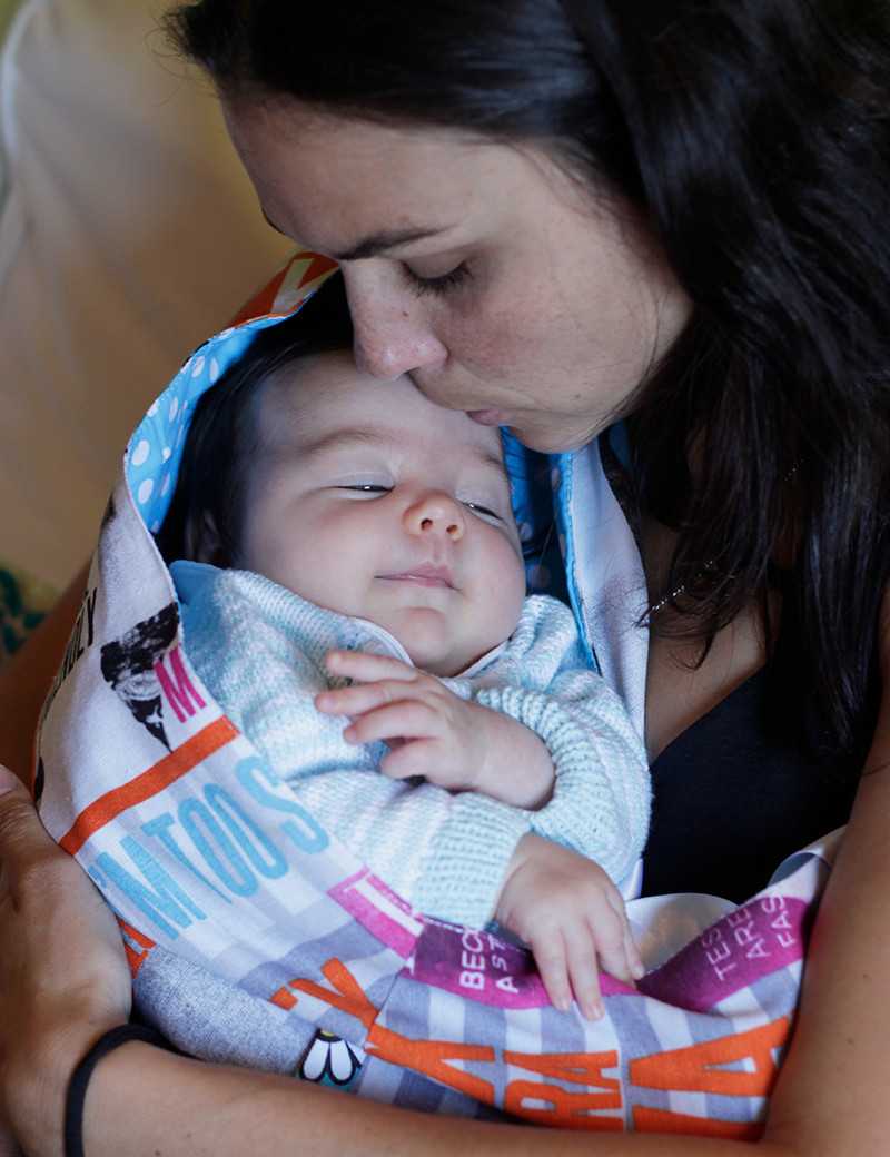 Sling Pouch revista style