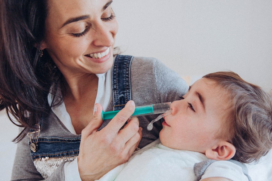 Como limpar o nariz do bebé?  3 passos 