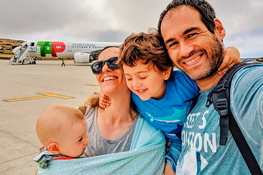 Viagens e férias de avião com o bebé – o que precisamos de saber